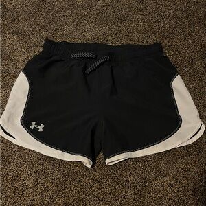 Under Armor Shorts, Youth Large, Girls, Heatgear